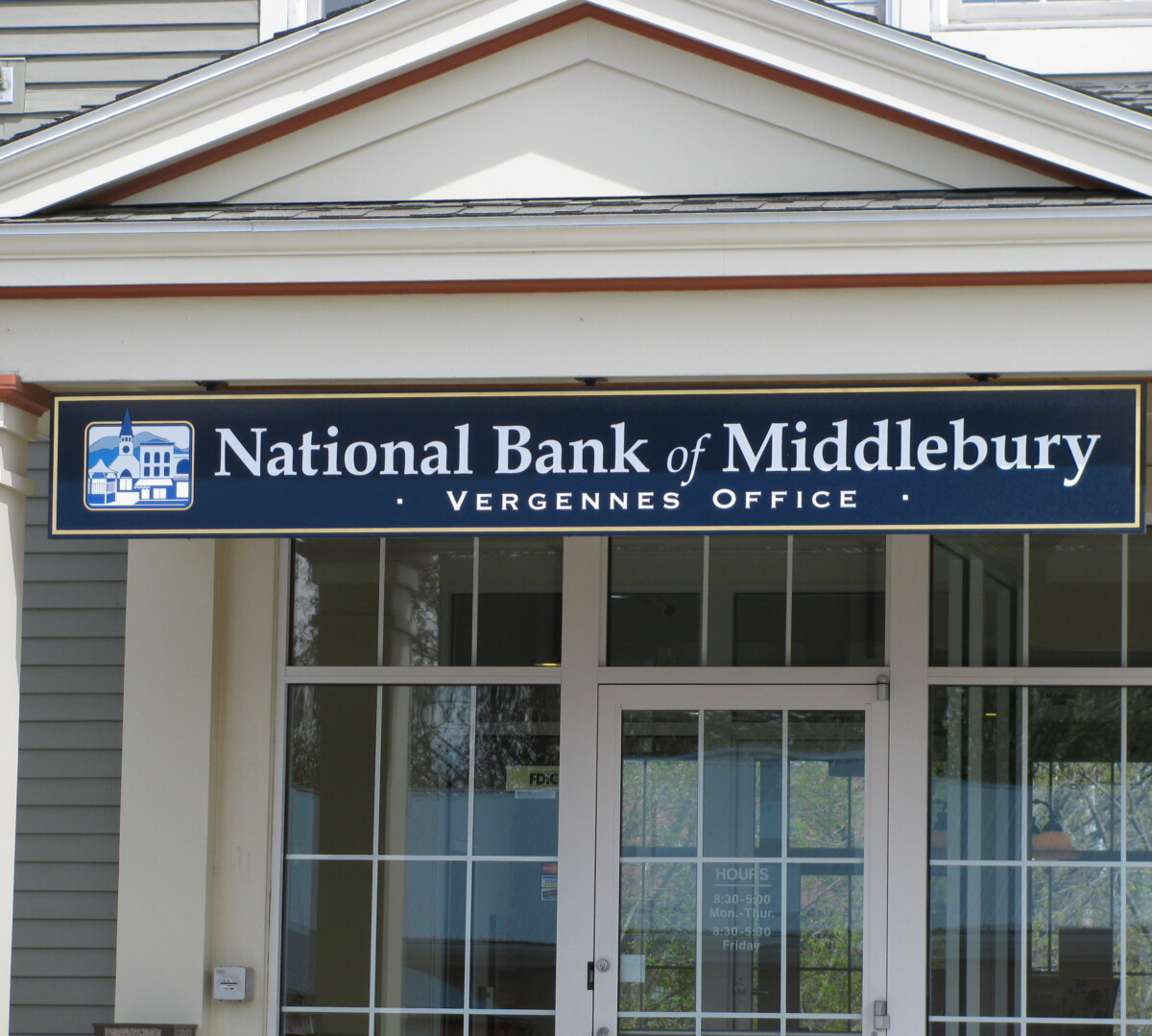 sign over door says National Bank of Middlebury Vergennes office