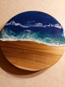 Lazy Susan with resin art of ocean